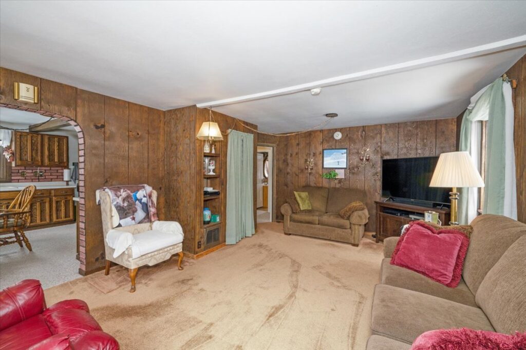 07-Living Room (2)