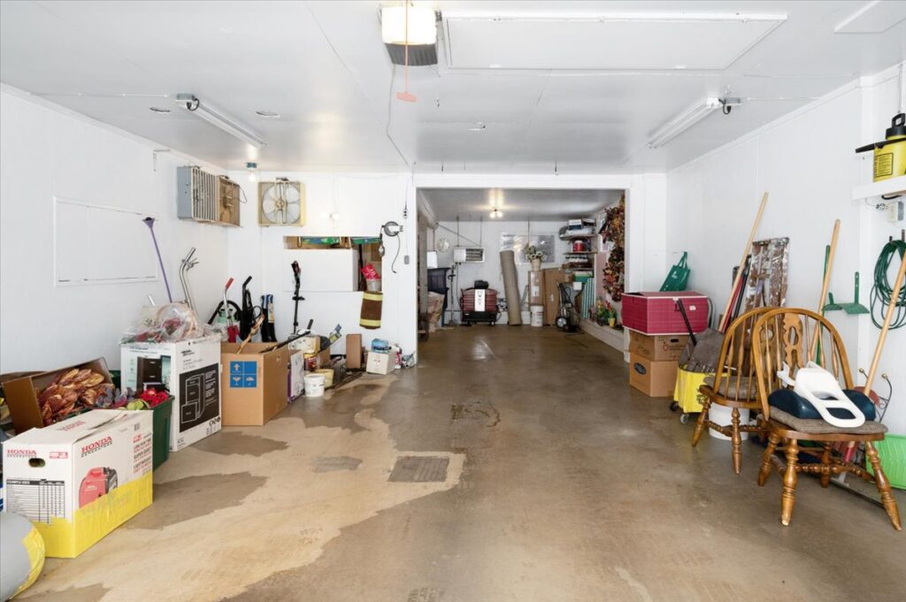 16-Garage